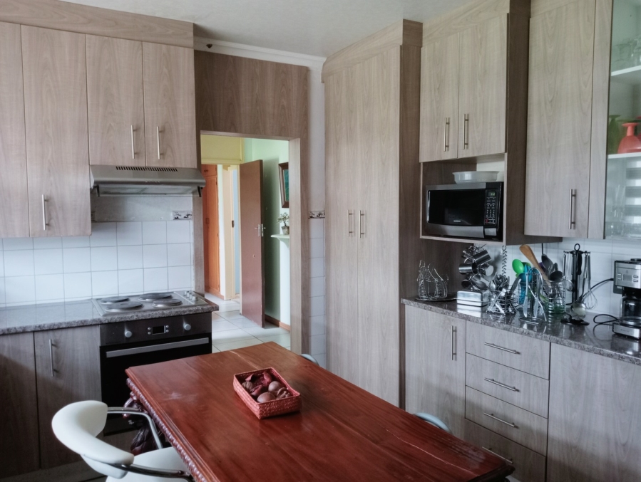 3 Bedroom Property for Sale in Riebeeckstad Free State